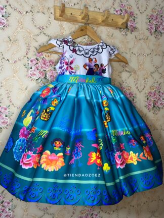 Vestido Encantador La Magia de Encanto para Pequeñas Princesas