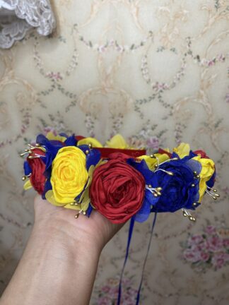 Tiara con Flores Encantadas inspirado en Blanca Nieves